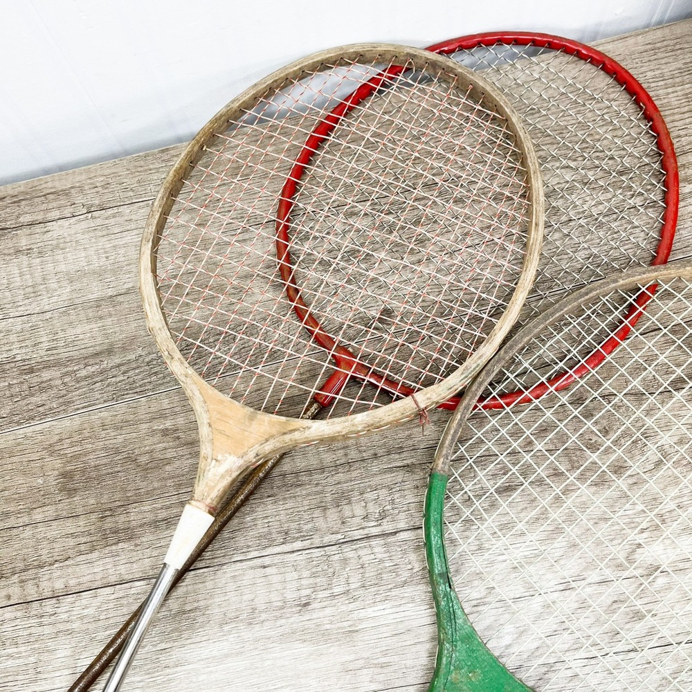 Vintage Badminton Racket Set Regent Scorpion Red Wood Metal Sports Decor 3pc - Picture 8 of 12